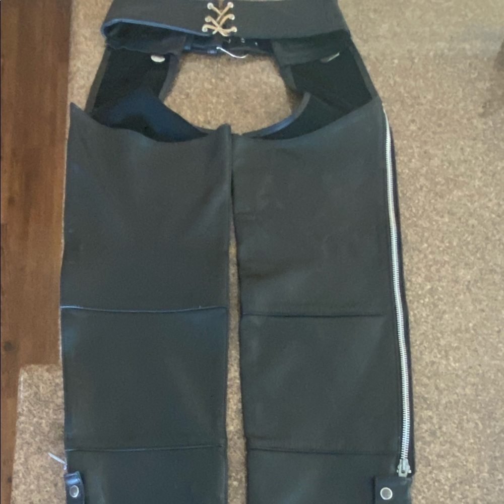 Men’s Harley Davidson Chaps EUC Small untrimmed​​​​​​​​​​ - Picture 3 of 9